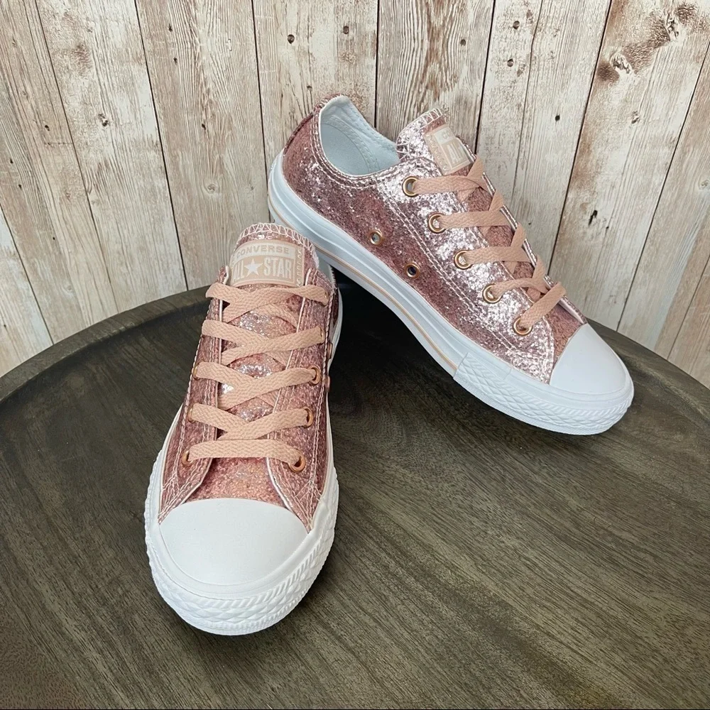 Converse CTAS Ox Dust Pink Sneaker Size 6 Infant